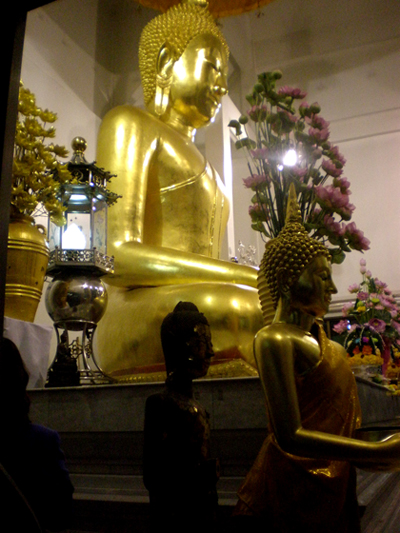 At Wat Poo Kao Thong 